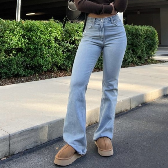 Abercrombie & Fitch Denim - Abercrombie & Fitch womens High Rise Vintage Flare Jeans, size 25 regular length